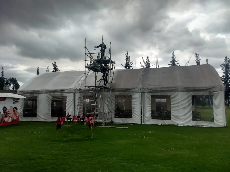 Mantenimiento de carpas, foto 4 de 13