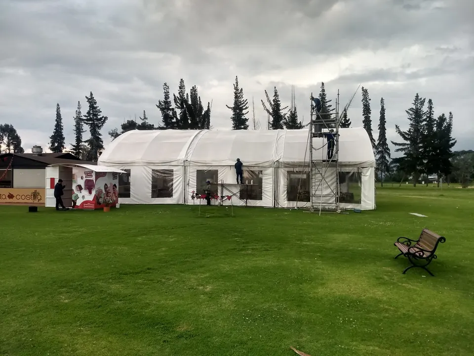 Mantenimiento de carpas, foto 5 de 13